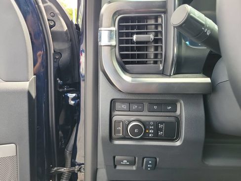 Used 2024 Ford F250 Lariat w/ Lariat Ultimate Package AWD/4WD image 22