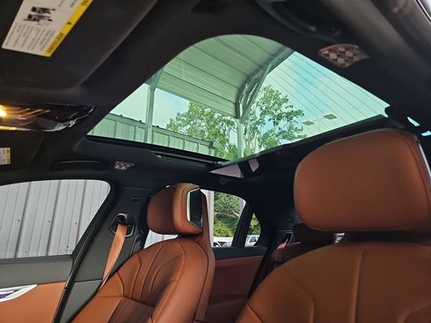 Used 2026 BMW 760i xDrive w/ Executive Package AWD/4WD image 22
