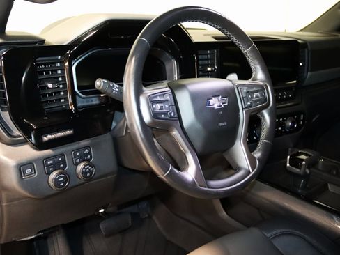 Used 2022 Chevrolet Silverado 1500 ZR2 w/ Technology Package image 43