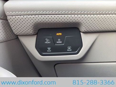 New 2026 Volkswagen Atlas SE image 17