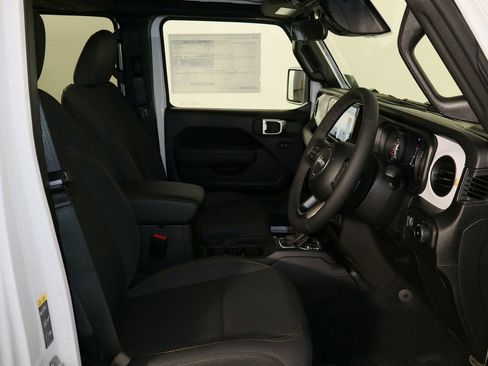 New 2026 Jeep Wrangler Unlimited Sport image 19