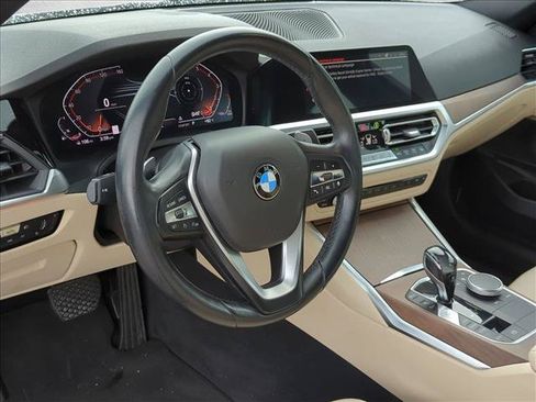 Used 2020 BMW 330i Sedan w/ Convenience Package RWD image 9