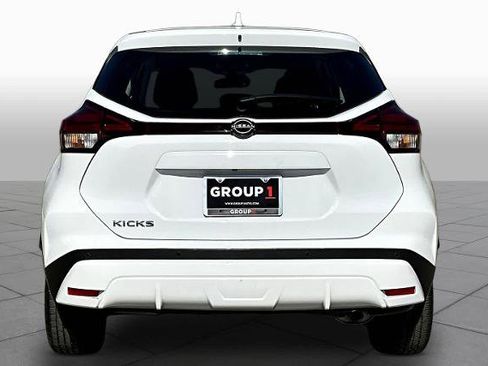 Certified 2024 Nissan Kicks S FWD image 5