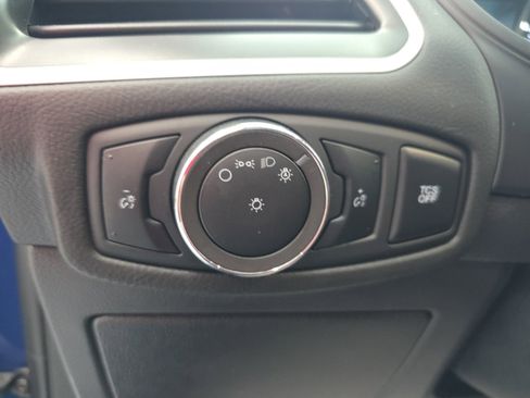 Used 2024 Ford Edge SEL image 33