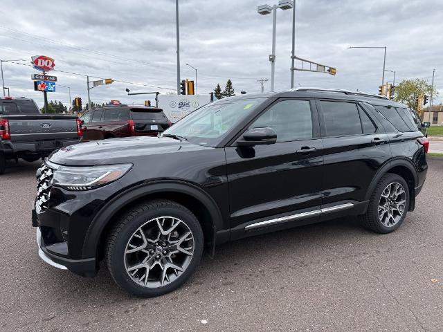 Certified 2025 Ford Explorer Platinum w/ Ultimate Package AWD/4WD image 3