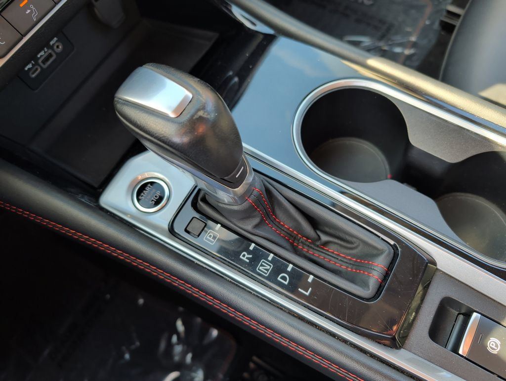 Used 2025 Nissan Altima 2.5 SR AWD/4WD image 29