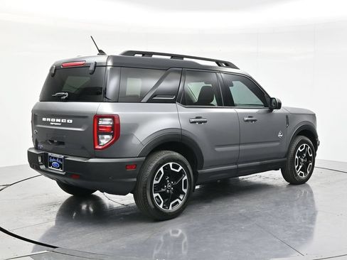 Used 2023 Ford Bronco Sport Outer Banks AWD/4WD image 5