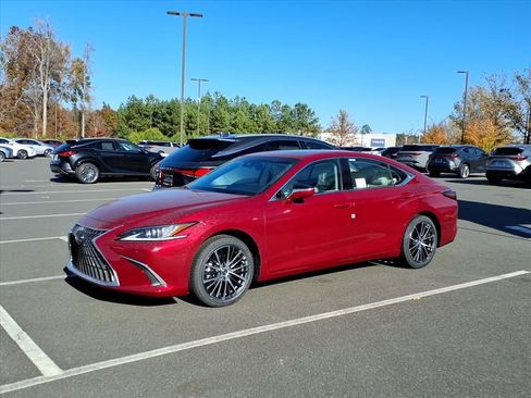 New 2025 Lexus ES 350 w/ Premium Package image 3
