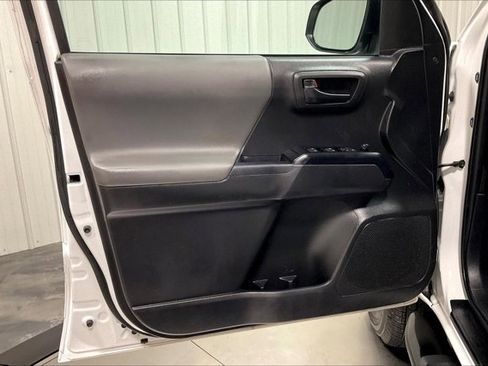 Certified 2023 Toyota Tacoma SR image 24