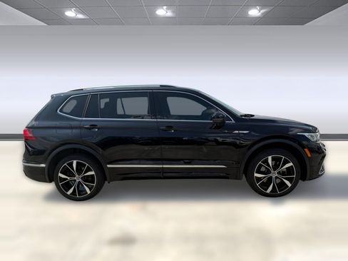 Used 2024 Volkswagen Tiguan SEL R-Line w/ MDO Package, Two-Row AWD/4WD image 8