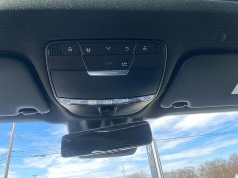 Certified 2022 Mercedes-Benz GLC 300 4MATIC image 37