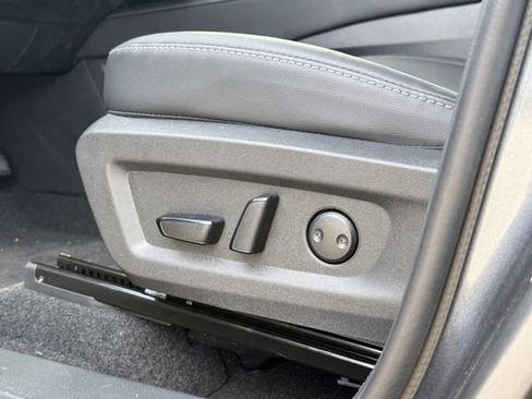 Used 2026 Nissan Murano SV image 14