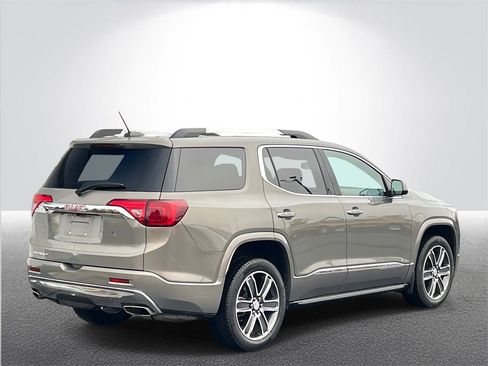 Certified 2019 GMC Acadia Denali w/ Technology Package image 5