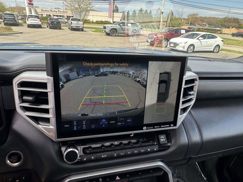 Used 2023 Toyota Tundra Platinum image 34