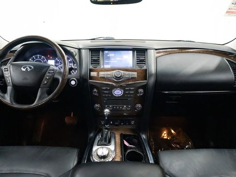 Used 2014 INFINITI QX80 4WD w/ Deluxe Touring Package image 11