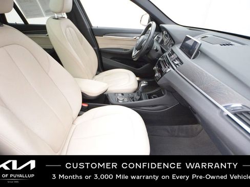 Used 2017 BMW X1 xDrive28i image 16
