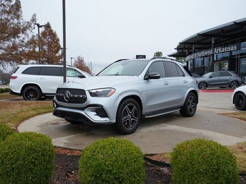 Certified 2025 Mercedes-Benz GLE 350 4MATIC image 3