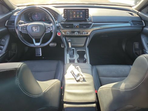 Used 2018 Honda Accord Sport image 28
