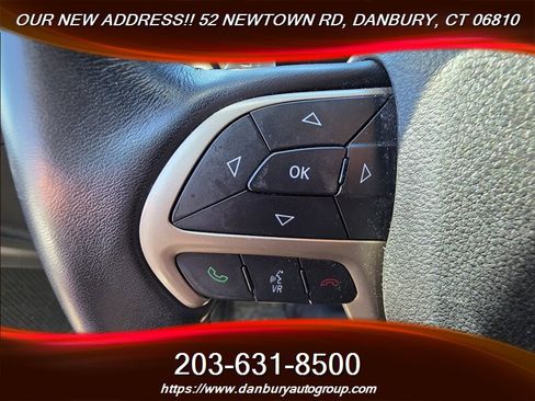 Used 2015 Jeep Grand Cherokee Limited AWD/4WD image 13