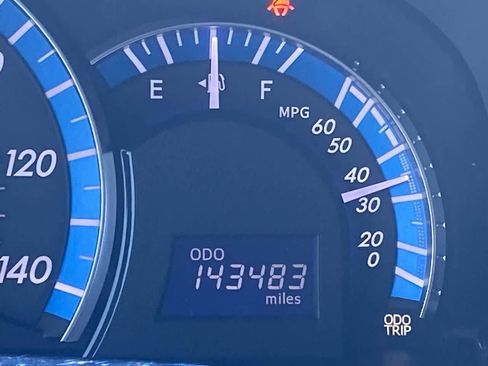 Used 2013 Toyota Camry XLE FWD image 15