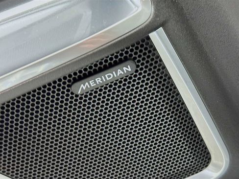 Used 2024 Jaguar E-PACE R-Dynamic SE image 20