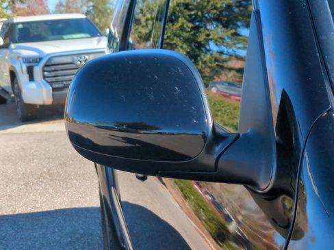 Used 2007 Toyota Sequoia SR5 image 12