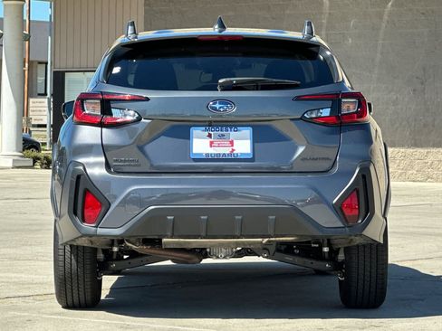 Used 2026 Subaru Crosstrek 2.5i Premium AWD/4WD image 4