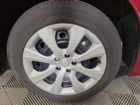Used 2024 Toyota Corolla LE FWD image 11