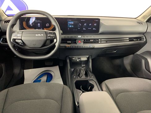 Used 2025 Kia K4 FWD image 34