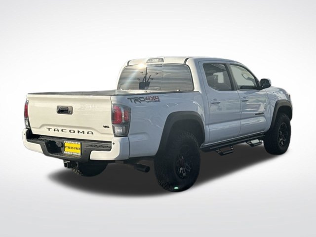 Used 2021 Toyota Tacoma TRD Off-Road w/ TRD Premium Off Road Package AWD/4WD image 8