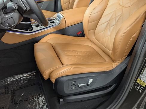 Certified 2024 BMW X5 xDrive40i w/ Premium Package image 19