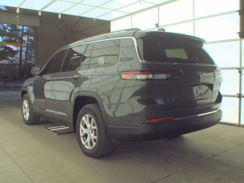 Used 2021 Jeep Grand Cherokee L Limited AWD/4WD image 8