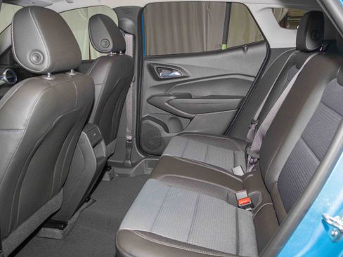 New 2026 Chevrolet Trax LT w/ Driver Confidence Package image 10