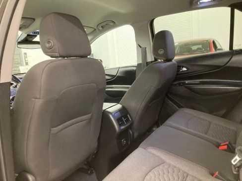 Used 2019 Chevrolet Equinox LT FWD image 12