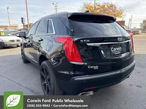 Used 2017 Cadillac XT5 FWD image 7