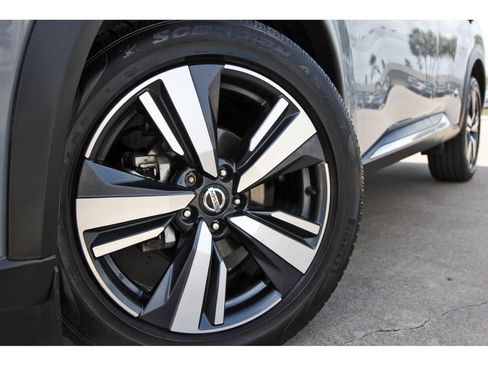 Used 2021 Nissan Rogue SL image 29