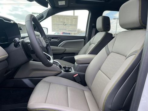 New 2026 Chevrolet Colorado ZR2 w/ Technology Package image 6