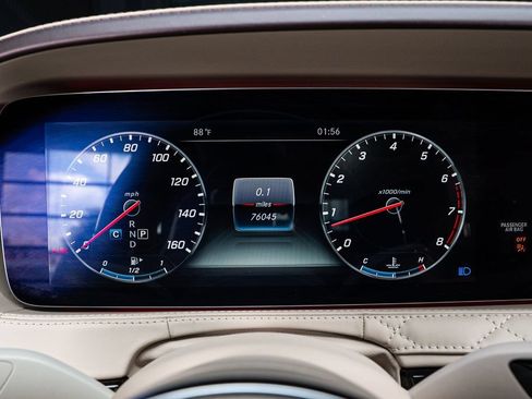 Used 2018 Mercedes-Benz Maybach S 560 4MATIC image 37