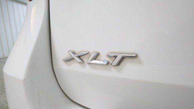 Used 2020 Ford Explorer XLT w/ Equipment Group 202A RWD image 26