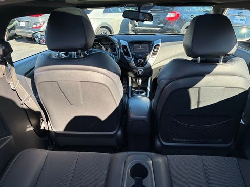 Used 2016 Hyundai Veloster w/ Option Group 02 image 13