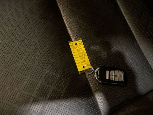 Used 2021 Honda Passport EX-L image 27