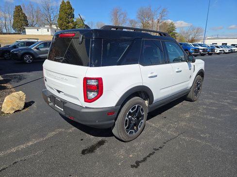 Certified 2022 Ford Bronco Sport Outer Banks image 3