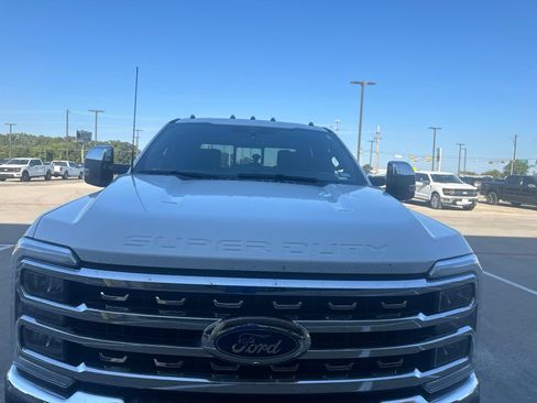 Used 2024 Ford F350 Lariat w/ Lariat Ultimate Package AWD/4WD image 8