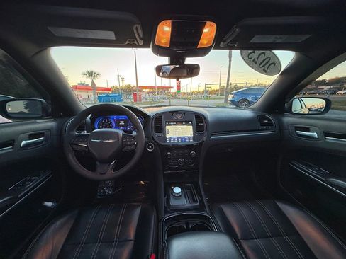 Used 2023 Chrysler 300 S image 22