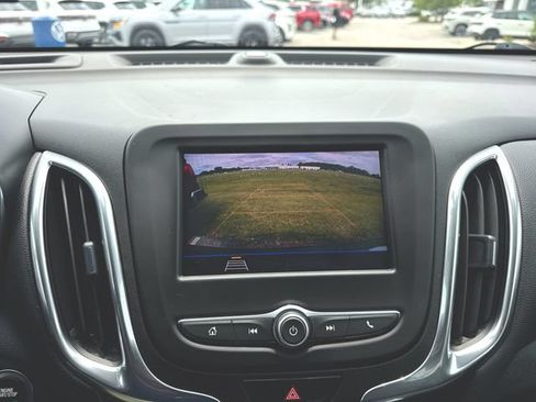 Used 2020 Chevrolet Equinox LT AWD/4WD image 14