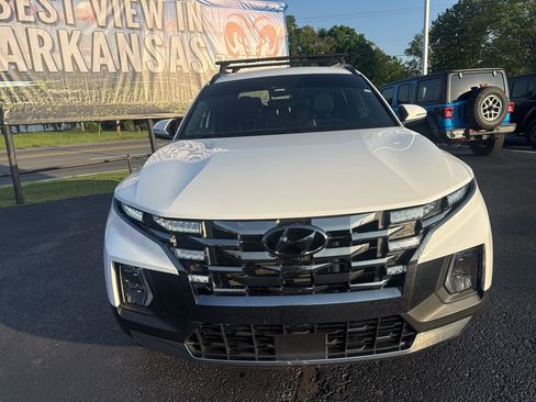 Used 2023 Hyundai Santa Cruz Limited AWD/4WD image 2
