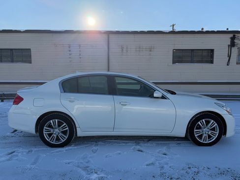 Used 2012 INFINITI G25 x image 2