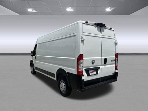 Used 2026 RAM ProMaster 2500 w/ Convenience Group FWD image 5