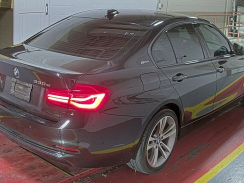 Used 2017 BMW 330e image 6