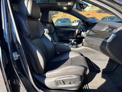Used 2016 BMW M5 image 28
